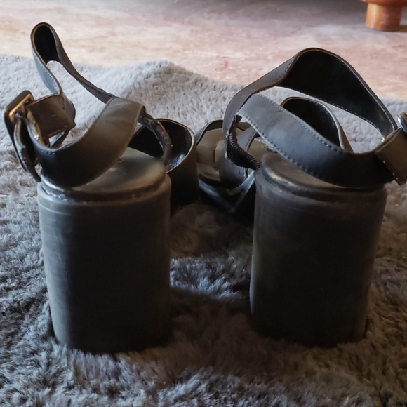 GUC Classified strappy comfy Chunky heels Black - Picture 5 of 6